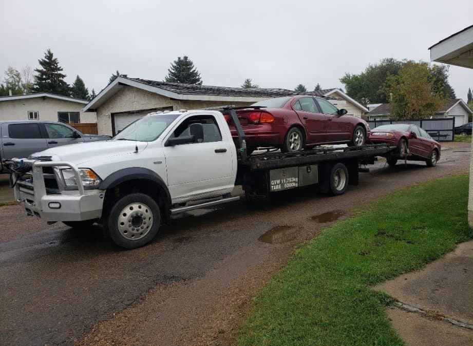 Driveway and garage vehicle removal in Beaumont