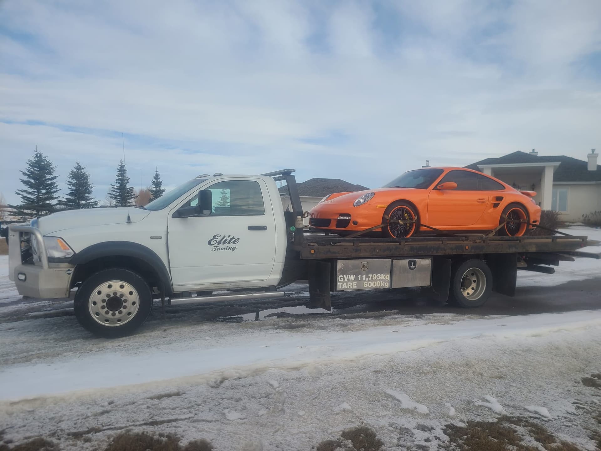 Garage and lane vehicle recovery in St. Albert